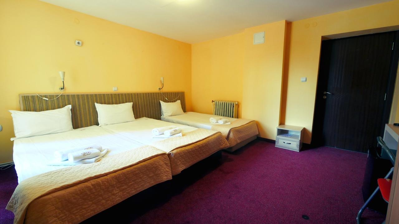 Hotel Alabin Central Sofia Bagian luar foto